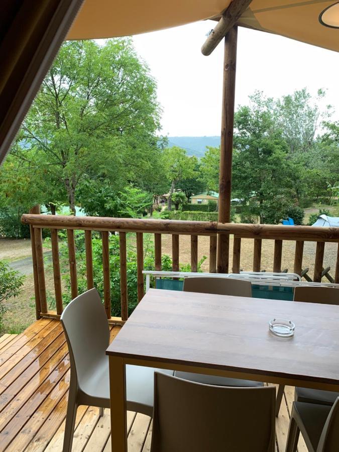 Camping Calme Et Nature Iserand Vion  エクステリア 写真